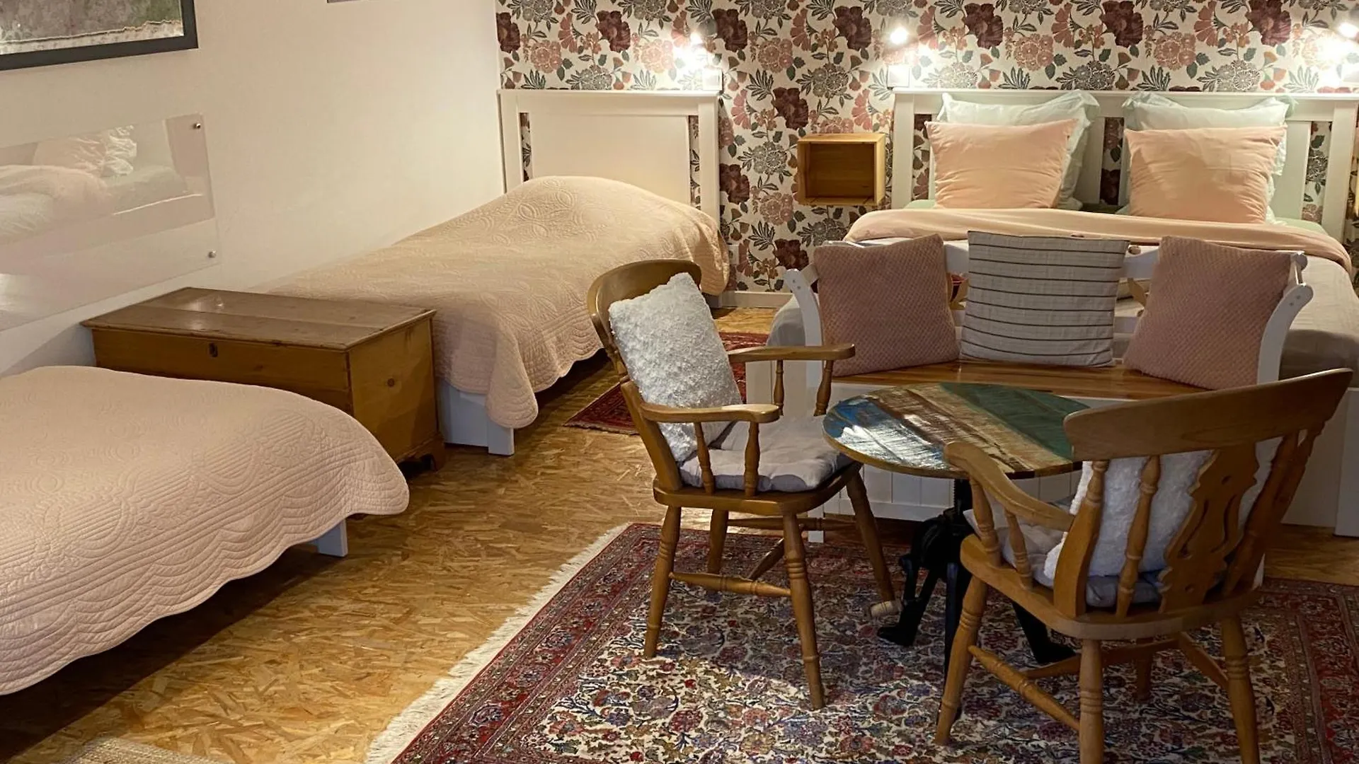 Chambre D'Hotes Les 3 Cochons D'Olt Arcambal